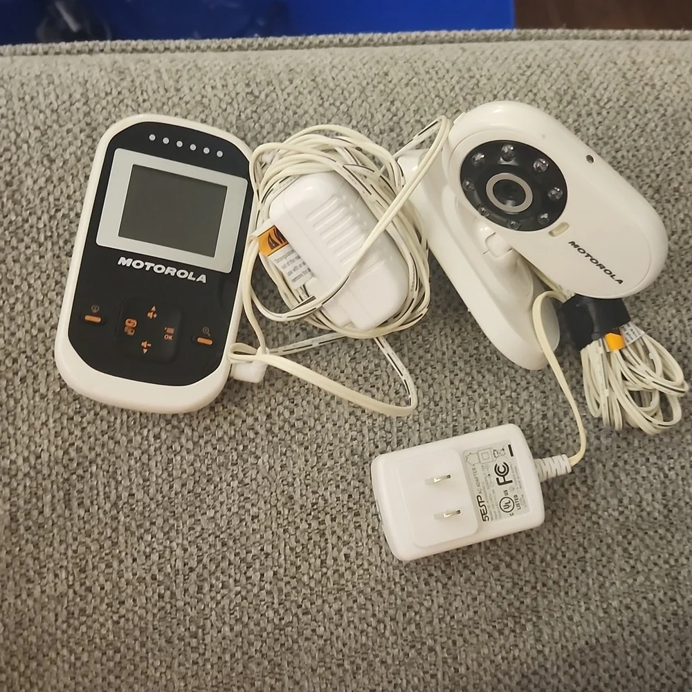 Motorola Night Vision Model MBP18BU Baby monitor/ night vision camera works